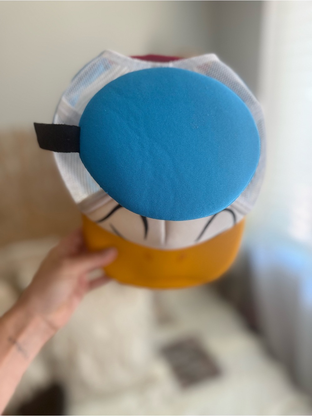 Disney Donald Duck Yellow Blue White Trucker Hat - Picture 4 of 5